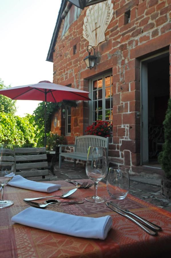 Отель Le Relais St Jacques Collonges-la-Rouge Экстерьер фото
