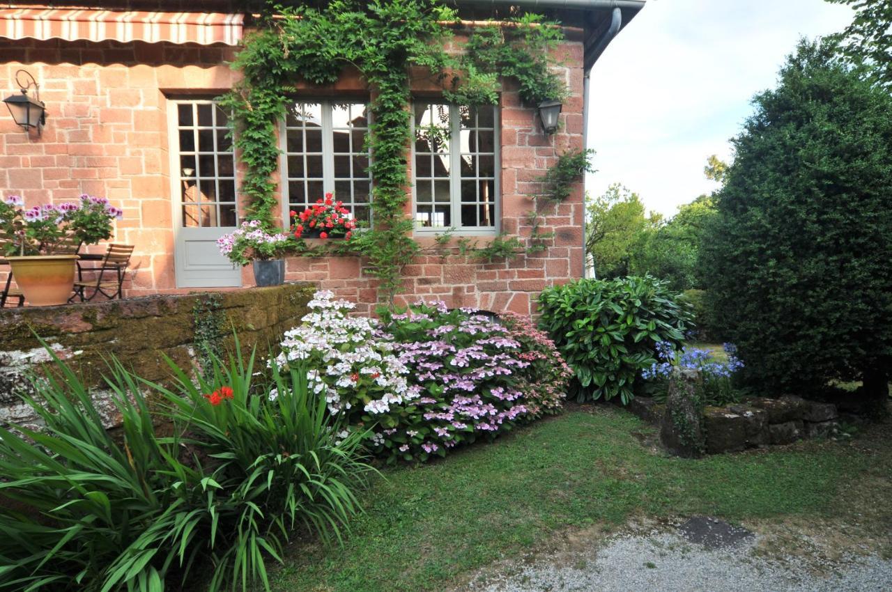 Отель Le Relais St Jacques Collonges-la-Rouge Экстерьер фото